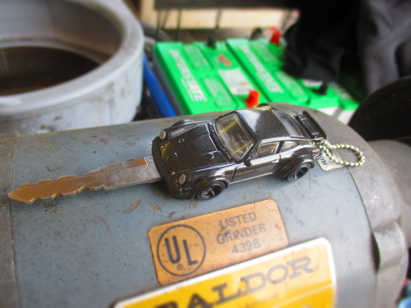 Illustration for article titled Hot Wheels Key: LaLD Workshop.